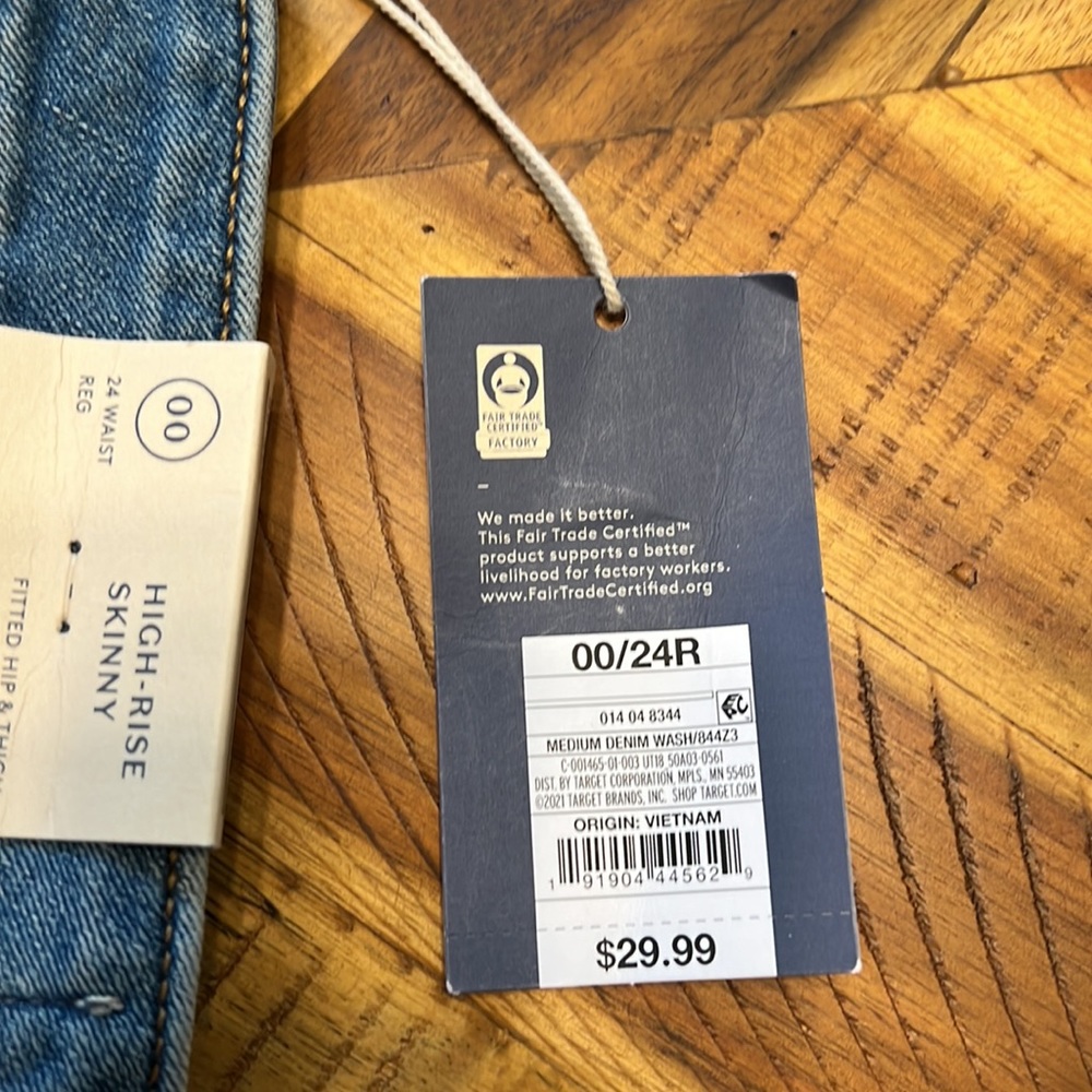 Universal Thread High Rise Skinny Jeans - Picture 6 of 6